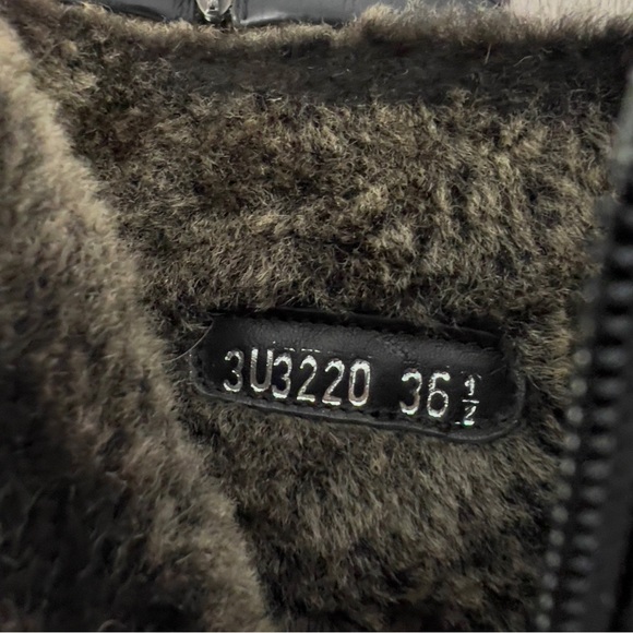 PRADA FW runway 1999 SQUARE TOE
 Vibram Chelsea Boot in Black
Size 36.5 - Picture 16 of 16